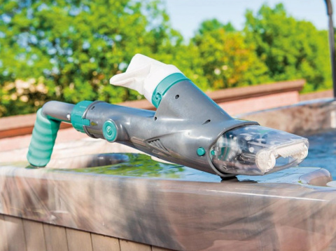 Odkurzacz ręczny do basenu/jacuzzi Shark Blaster Odkurzacz ręczny do basenu/jacuzzi Shark Blaster
